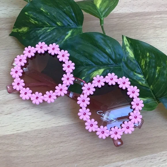 Daisy Sunglasses by Circus NY Sam Edelman - Picture 5 of 15